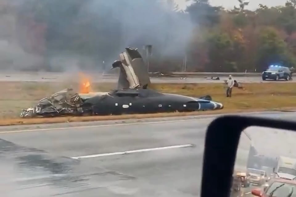 Two Killed After Small Plane Crashes on I-195 in Dartmouth post image