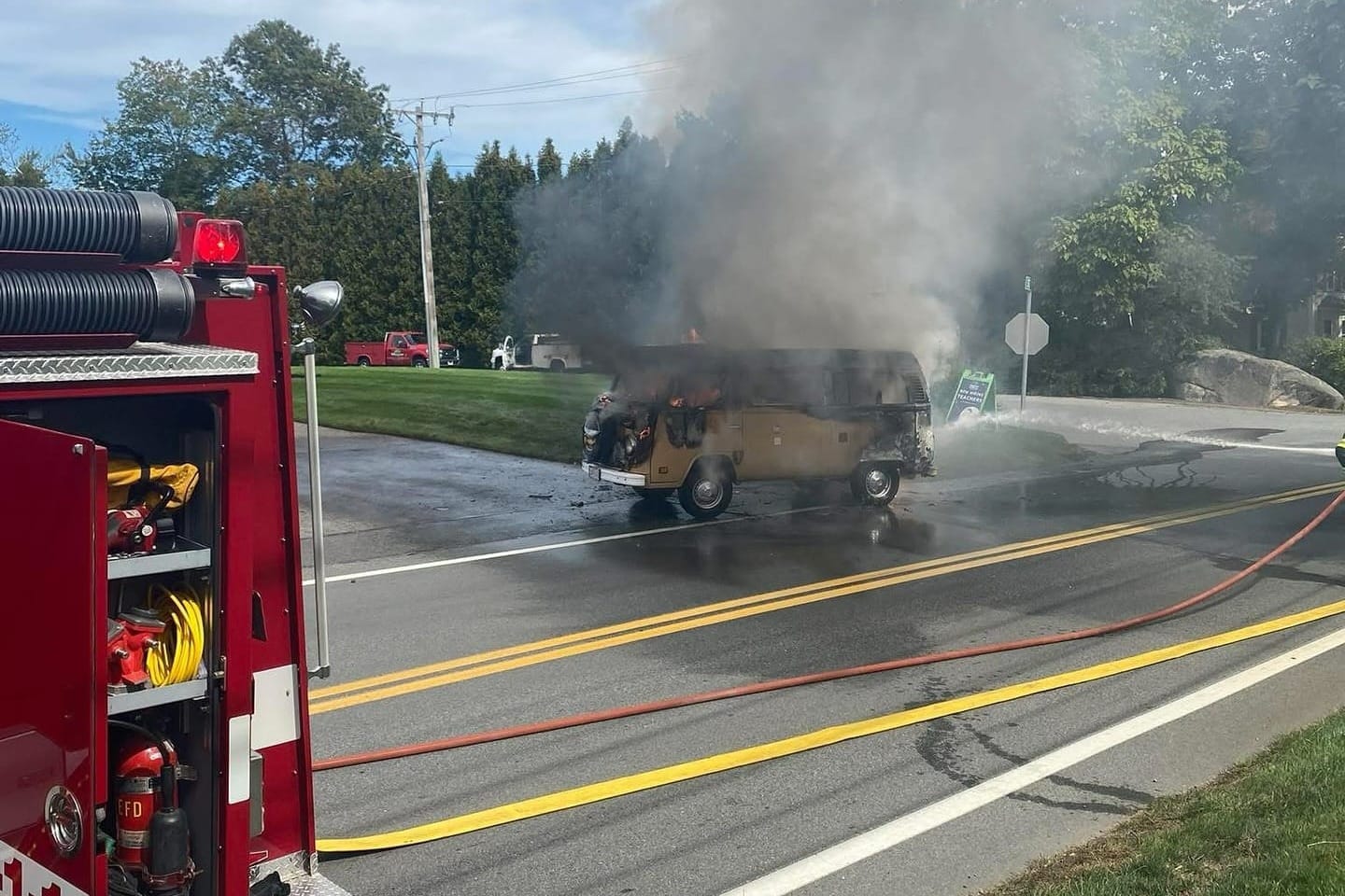 Car Fire Extinguished on Western Avenue in Essex, No Injuries Reported